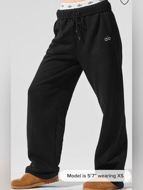 Alo Yoga Women’s Accolade High Waist Straight Leg Sweatpants Cotton Blend Black